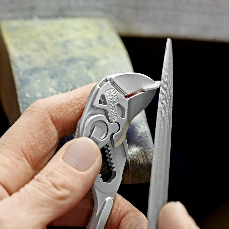 8603125 Knipex Kleště siko ploché 125 mm